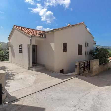 Sea Breeze - Front Sea Apartment Zaboric Exterior foto