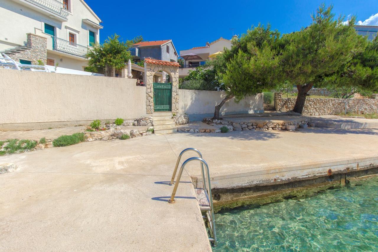 Sea Breeze - Front Sea Apartment Zaboric Exterior foto
